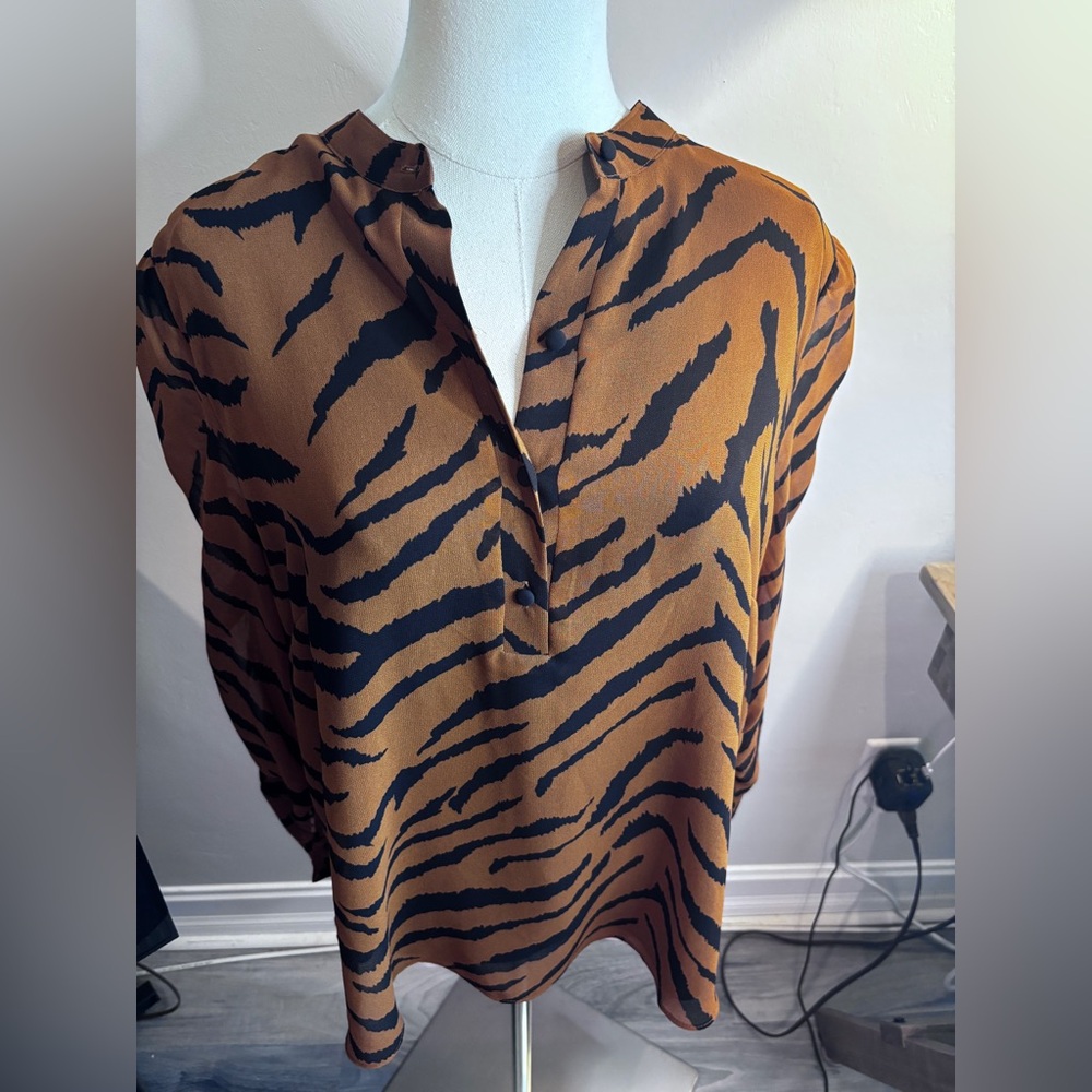White House Black Market Brown and Black Tiger-Print Blouse Large